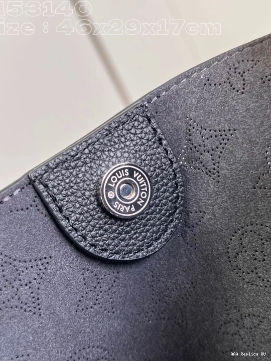 Aaa replica bags x VUITTON HINA-46 17CM 29.5 LOUIS x 0822